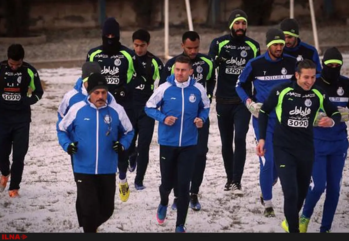 شهباززاده تراکتور را انتخاب کرد، چپاروف به سپاهان رفت و آندو از آبى پوش شدن پشیمان شد