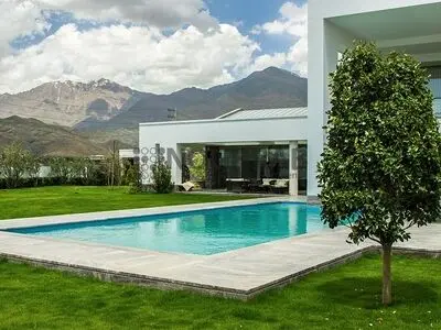 پارک‌های آبی و استخرها بهترین گزینه برای تفریحات سالم در همه فصول سال هستند