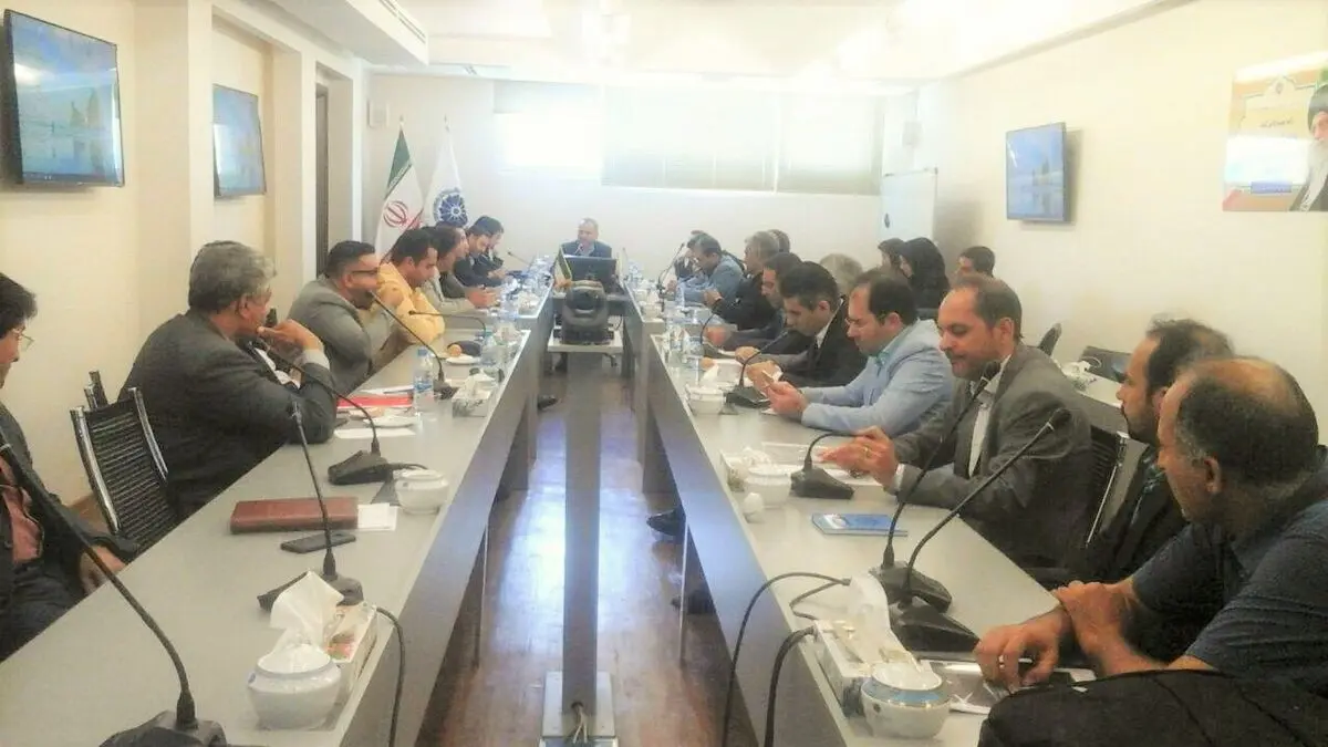 تلاش برای ایجاد کارگروه مثلث توسعه اقتصادی با هدف گره‌گشایی از مشکلات اقتصادی