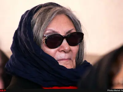 آنها که شعر شاملو را می‌خوانند همه‌جا ظاهر نمی‌شوند+شعرخوانی شاملو