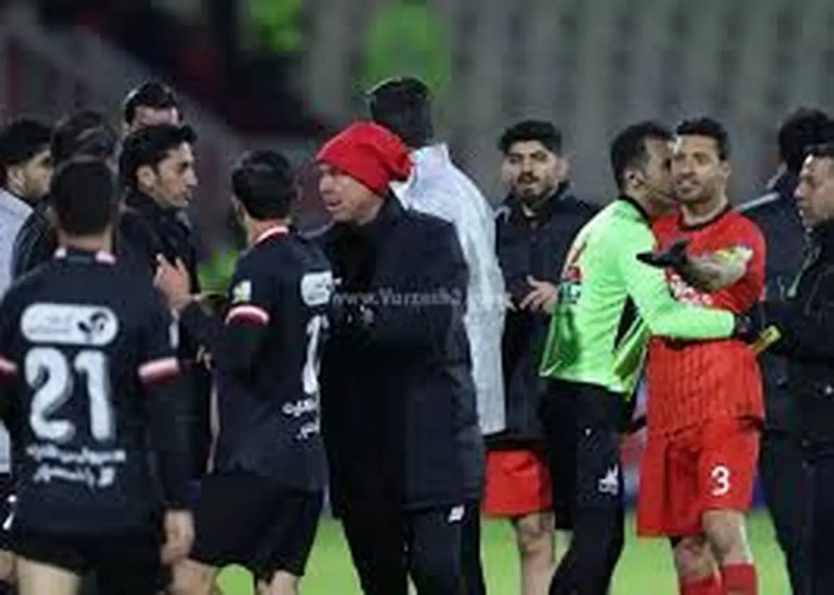 کنایه مجری تلویزیون به حواشی دو بازیکن پرسپولیس و تراکتور + فیلم