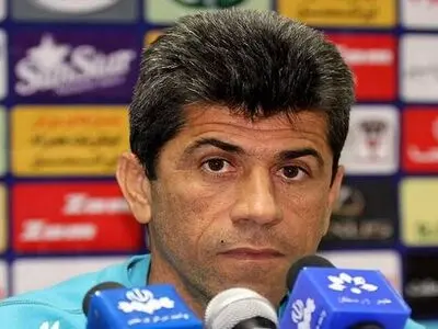 مکوندی: پرسپولیسی‌ها می‌خواهند توجیه کنند/ قضاوت با مردم است
