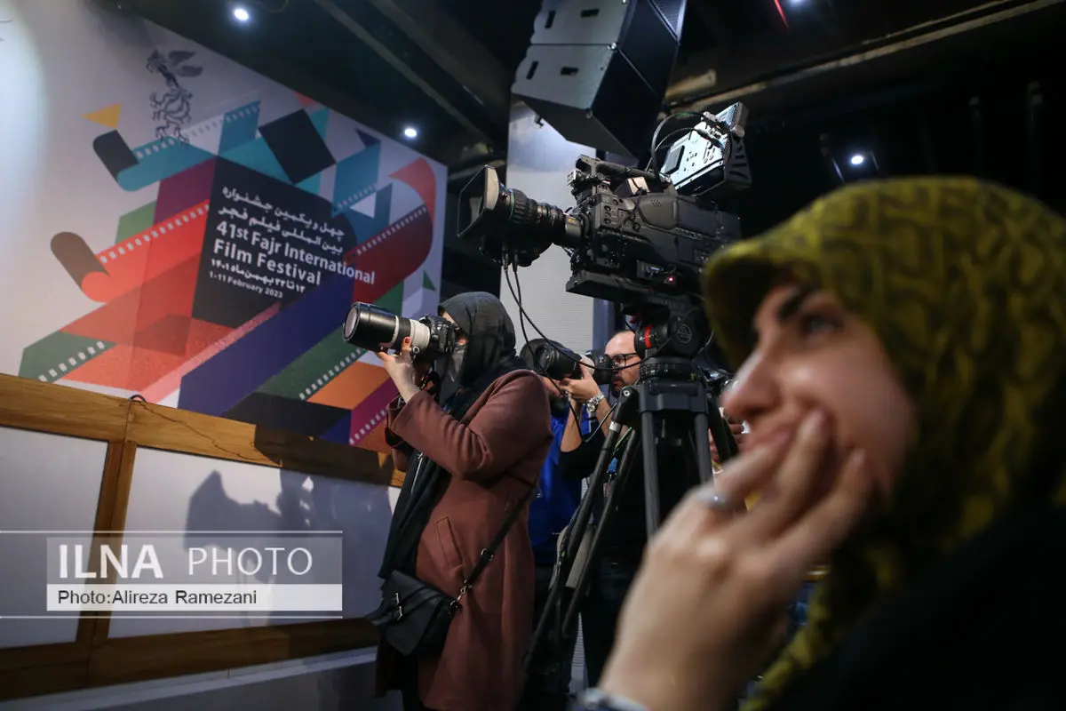 دومین روز جشنواره فیلم فجر، اطلاع‌رسانی قطره‌چکانی و جای خالی بازیگران