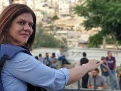 إسرائیل تحاول التهرّب من مسؤولیة اغتیال “أبو عاقلة”.. بینیت: الفلسطینیون یرفضون تحقیقا مشترکا فی الجریمة