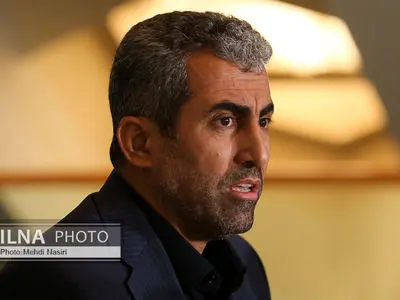 کالاهای اساسی با وجود پرداخت ارز ترجیحی با قیمت ۲ تا ۳ برابری به دست مردم میرسد