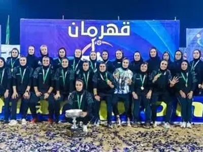 شهرداری بندرعباس نایب قهرمان لیگ برتر فوتبال ساحلی بانوان کشور