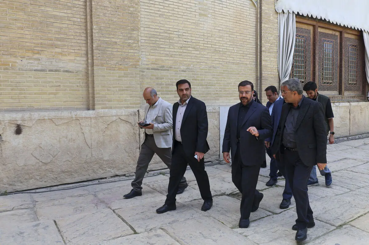  اعلام رسمی مدیریتِ هیئت‌امناییِ تخت جمشید در آینده نزدیک/افزایش ساعت بازدید از ارگ کریمخانی تا ساعت ۱۹ 