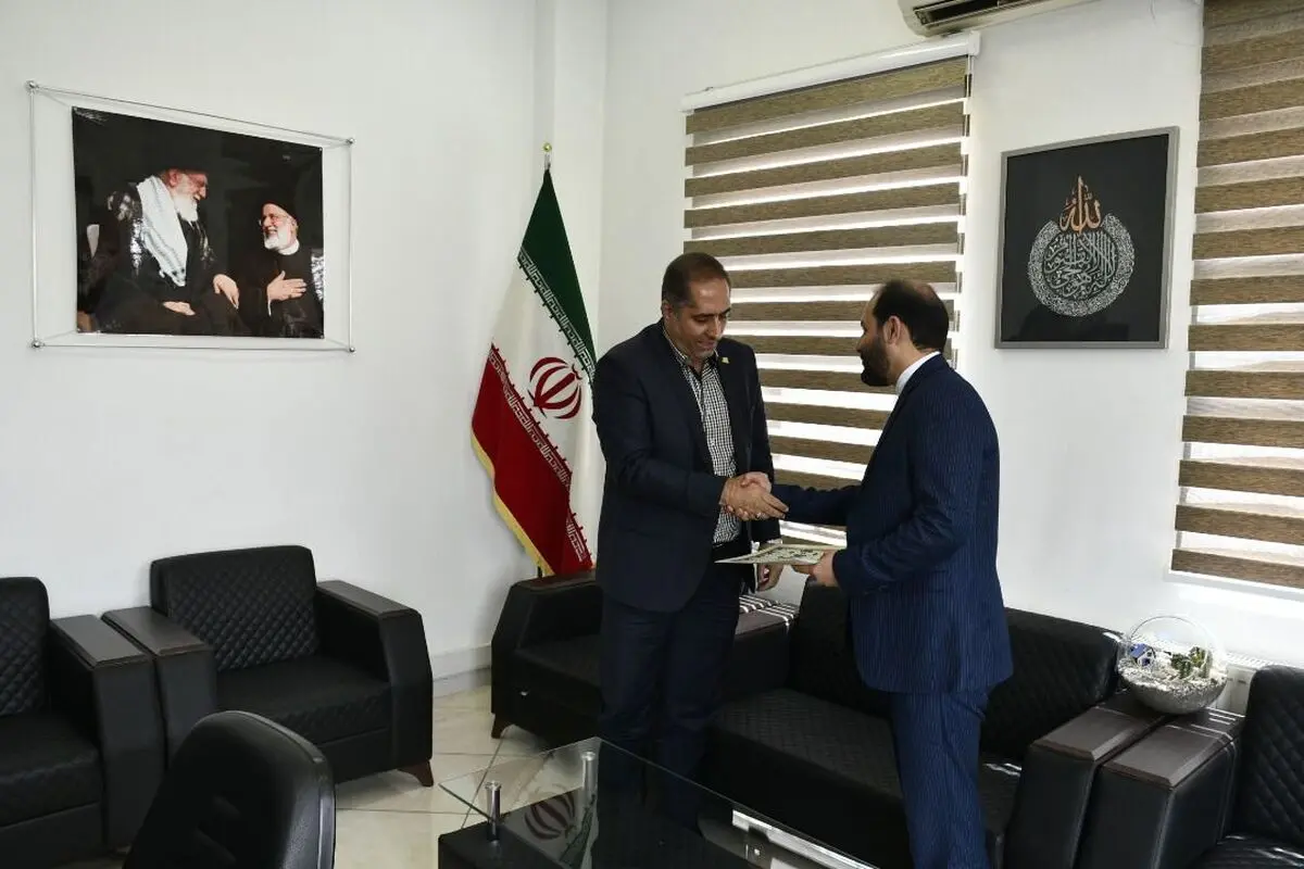انعقاد تفاهم نامه مابین اداره کل آموزش فنی وحرفه ای البرز با مرکز تخصصی مشاوره کارآفرینی تهران