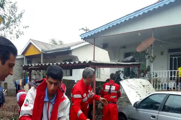 ۳۰۰ خانواده در سیلاب آستارا اسکان اضطراری داده شدند