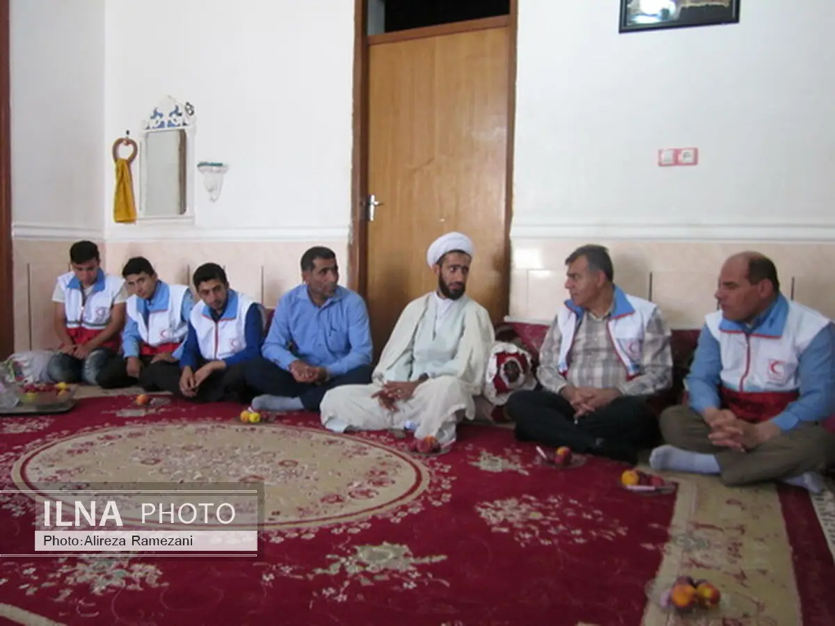 دیدار اعضای جوانان جمعیت هلال احمر باغملک از آزادگان شهرستان 