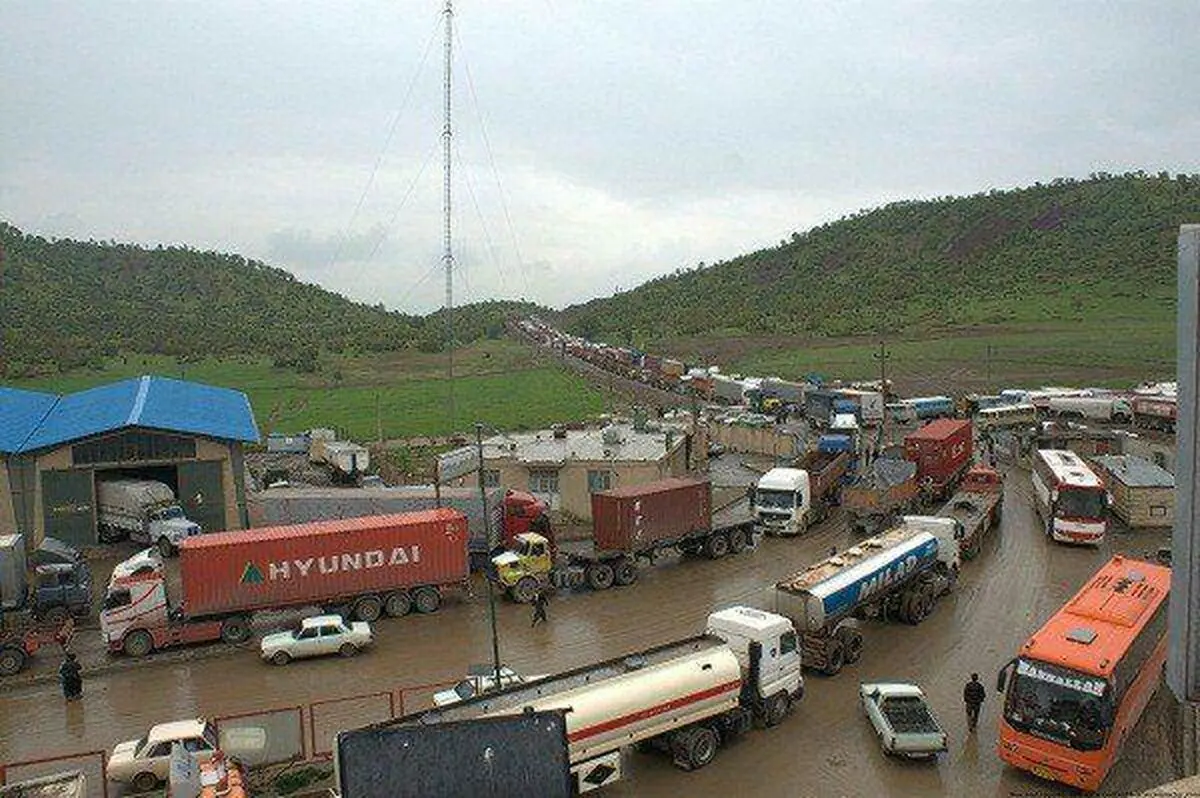 100 هزار تن کالا از بازارچه رسمی سیرانبند بانه به عراق صادر شده است 