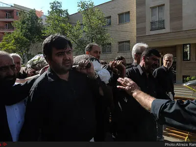 گزارش تصویری از مراسم تشییع مرحوم عباس دوزدوزانی 