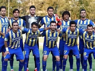 تمرینات فشرده گسترش فولاد تبریز برای جام حذفی/ طلسم نبردن گسترش در اراک می‌شکند؟