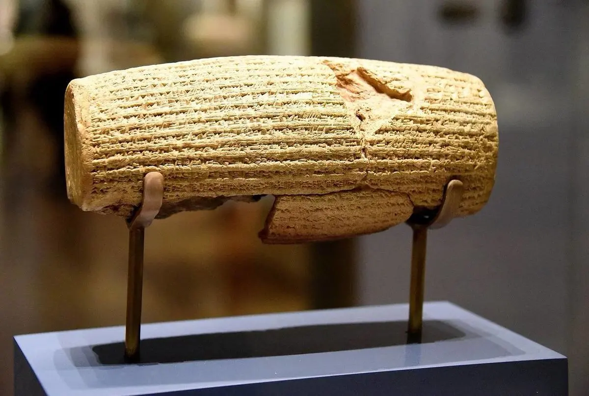 نشست «فرآیند تصویب قطع‌نامۀ منشور کوروش»