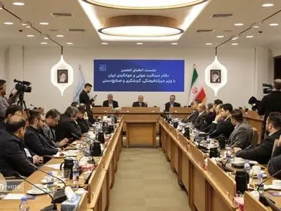  امیدآفرینی اجتماعی، بازسازی اعتماد عمومی و پیوند میان دولت و جامعه، بنیان توسعه پایدار اقتصاد ملی است