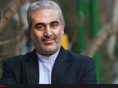 عارف و لاریجانی حقوق ملت را بر منافع شخصی ترجیح می‌دهند
