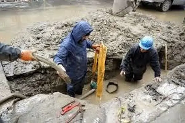 درخواست‌ کارگران پیمانکاری‌آبفای رودبار برای‌دریافت‌۶ ماه مطالبات عقب‌افتاده