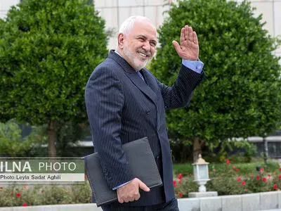 کارزار تندروها برای بازداشت ظریف!