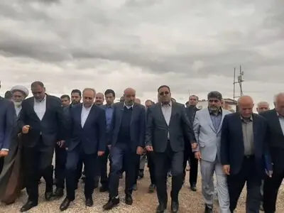 وزیر تعاون و کار از بیمارستان ۶۴ تختخوابی در حال ساخت مهربان بازدید کرد 