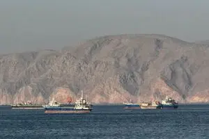 با وجود محاصره آمریکا؛ نیمی از نفتکش‌های عبوری در هرمز مرتبط با ایران هستند