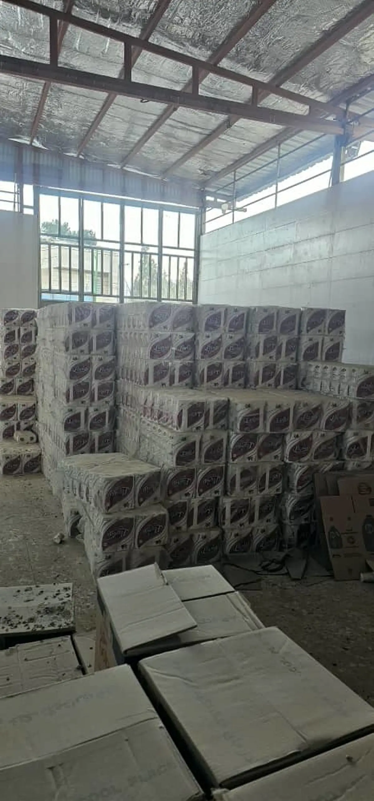 انبار احتکار کالاهای اساسی در شیراز شناسایی شد