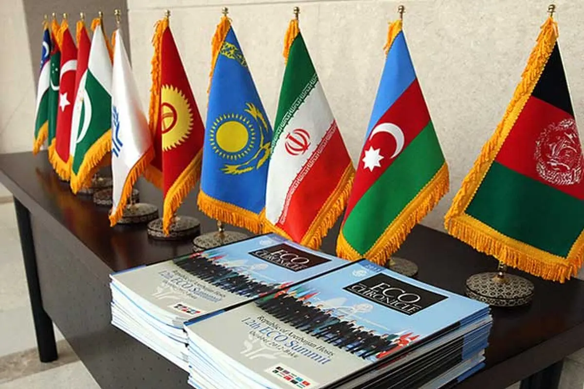 حضور سفرای کشورهای عضو اکو و دبیرکل آن سازمان در بندر عباس