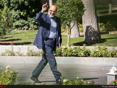 علی‌عسکری تا بعد از انتخابات ۱۴۰۰ در سازمان می‌ماند
