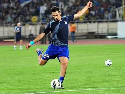 فرزاد حاتمی لژیونر شد