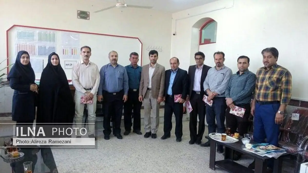 تکریم مقام معلم توسط کتابداران اندیمشکی