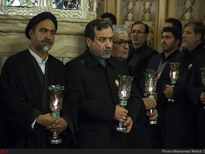 خطبه خوانی شب شهادت امام رضا (ع)در حرم مطهر رضوی با حضور عباس عراقچی