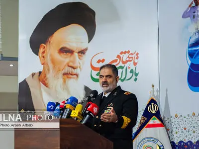 الادميرال ايراني: نخطط للقيام بدوريات مشتركة مع الدول المجاورة في جميع المحيطات