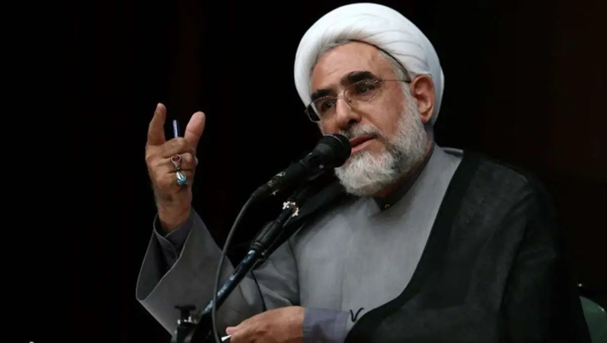 کسی نمی‌تواند به احزاب دستور دهد