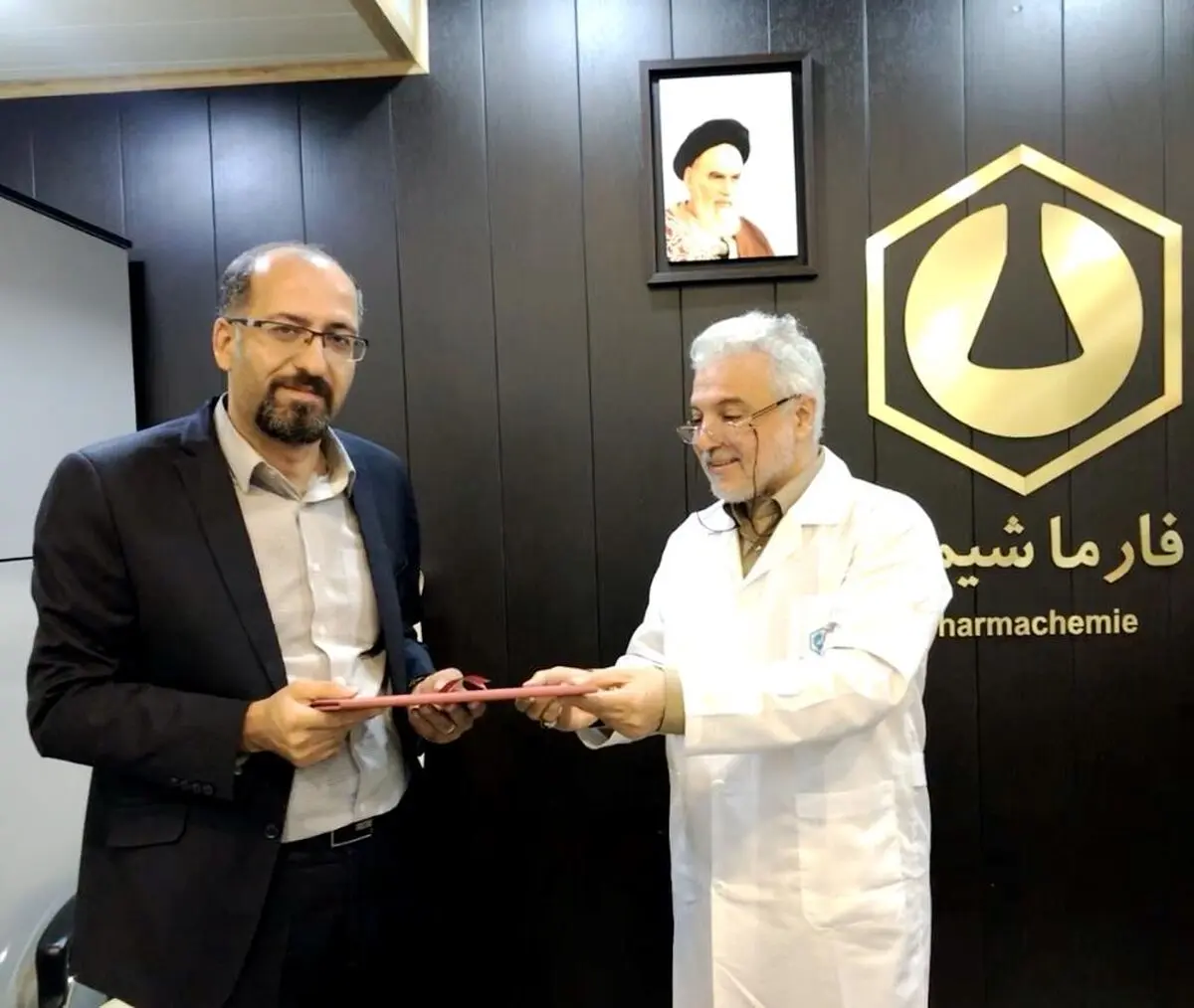 شرکت‌های بزرگ دارو در جهان ما را تنها گذاشتند