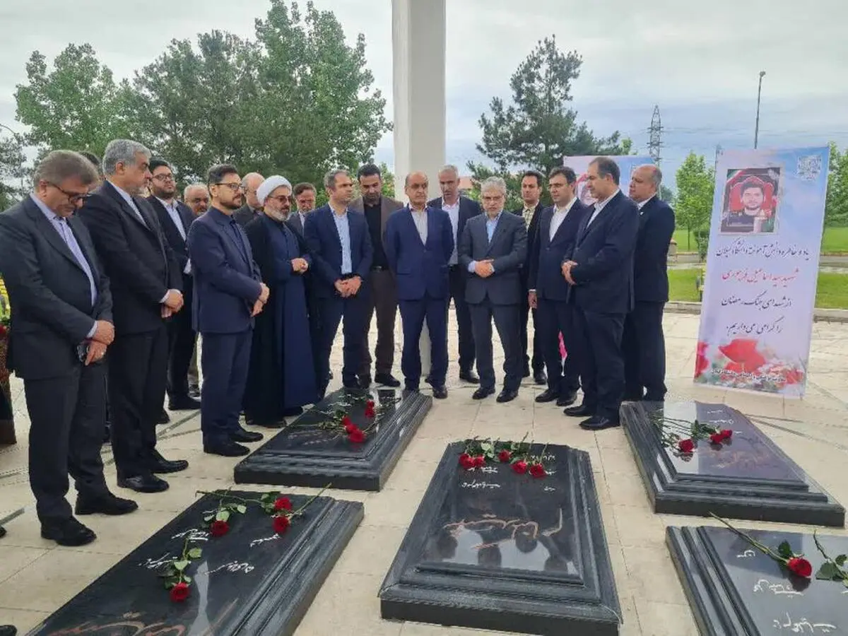 وزیر علوم وارد گیلان شد