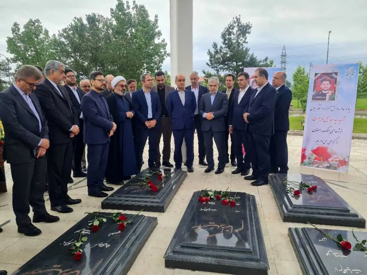 وزیر علوم وارد گیلان شد