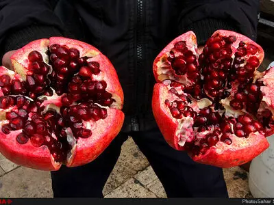 بازار میوه و آجیل در آستانه شب یلدا