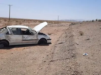 ۶ مصدوم در تصادف دو خودرو در محور هفتگل به باغملک