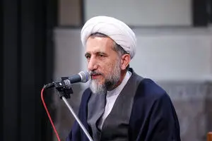 وحدت بدون محوریت ولی فقیه امکان‌پذیر نیست