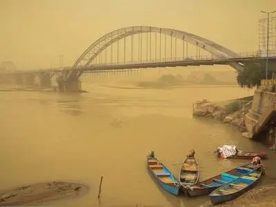 میزان گرد و غبار در ۹ شهرستان خوزستان در وضعیت ناسالم قرار گرفت