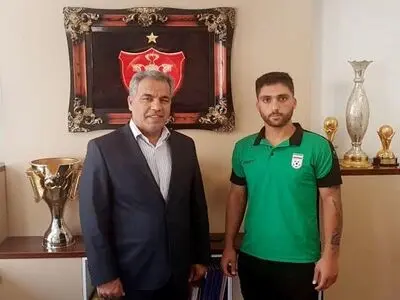 یک استقلالی دیگر هم جذب پرسپولیس شد (عکس)