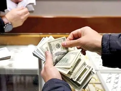 بخش قابل توجهی از دریافت‌های پزشکان به‌صورت ارز، سکه و رمزارز است 