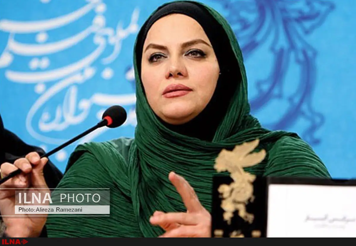 پخش یک مستند درباره حجاب با گویندگی متن نرگس آبیار
