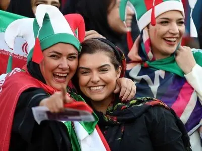 بازیگر سینما و تلویزیون از هیولای حضور در استادیوم آزادی و تماشای بازی روی سکوها می‌گوید