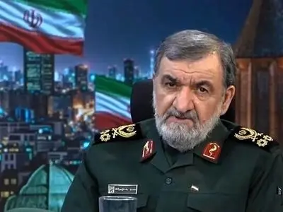 حضور آمریکا در خلیج فارس استقلال کشورها را تهدید کرده است
