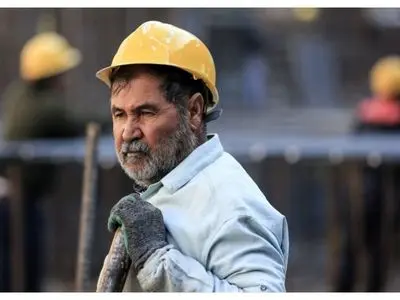 تورم افسارگسیخته و حقوق جامانده/ افزایش دستمزد با تورم همخوانی داشته باشد