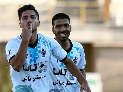 چرا مهاجم جوان از استقلال جدا شد؟