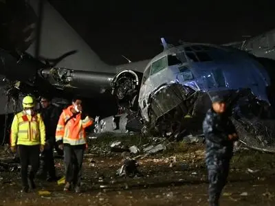 کشته شدن دستکم ۱۵ تن طی سقوط یک هواپیمای نظامی در بولیوی