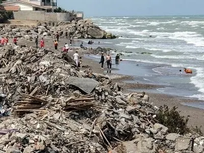 خزر خواص خود را از دست می‌دهد / آلودگی نفتی آذربایجان در سواحل ایران!