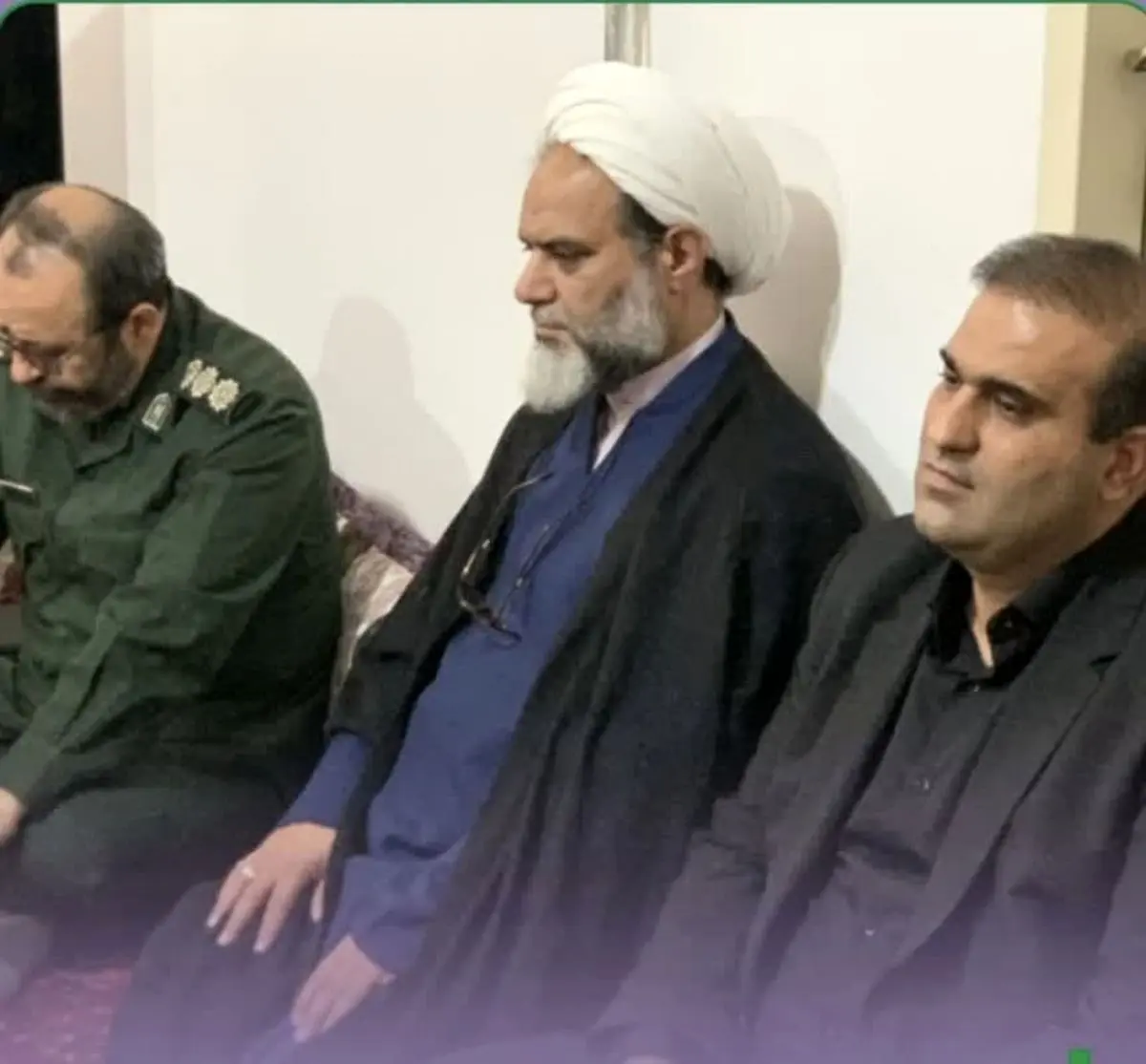 دیدار مدیرعامل منطقه آزاد ارس، امام جمعه و فرماندار جلفا با خانواده شهید اکبر خسروی