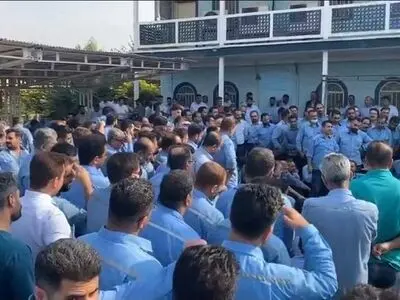 توصیه اداره کار به حفظ آرامش کارگران/ کارگران، بانک ملی را فاقد اهلیت می‌دانند